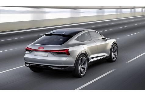 Das Audi e-tron Sportback Concept ist sehr nahe am Serienmodell