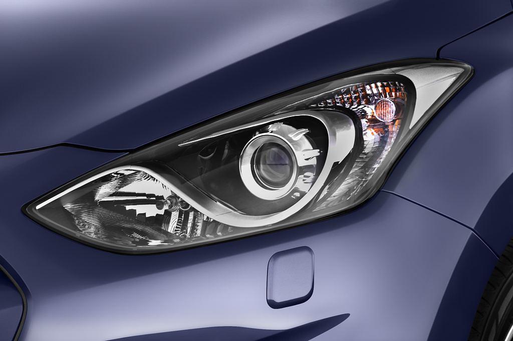 Hyundai I30 Kombi (Baujahr 2012) Style 5 Türen Scheinwerfer