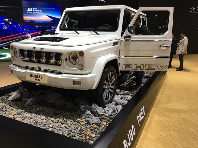 Auch BAIC orientiert sich an klassischem Vorbildern  - etwa der Mercedes G-Klasse