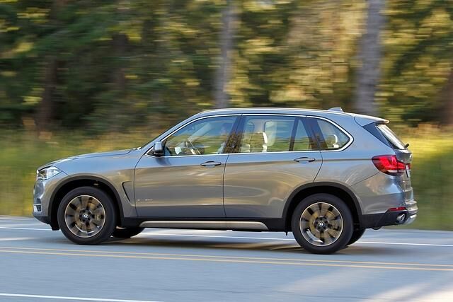 Äußerlich hat sich das Oberklasse-SUV kaum verändert