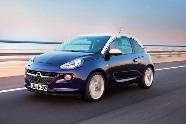 Sein Debüt gibt der Direkteinspritzer im Kleinstwagen Opel Adam