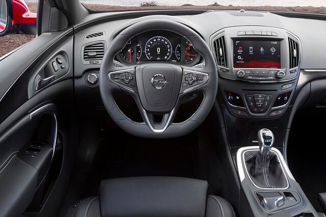 Das Cockpit wurde entrümpelt