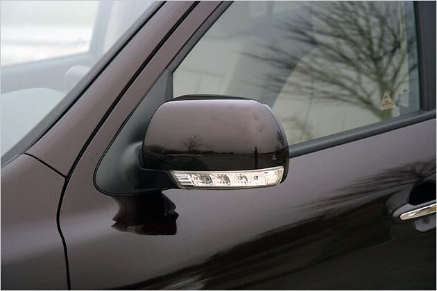 Seit langem Trend: In den Außenspiegeln integrierte Blinker