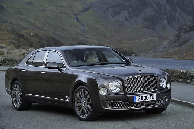 Mit einem kleinen Facelift macht Bentley seine Luxuslimousine Mulsanne noch nobler