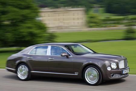 Bentley Mulsanne - Auf Daunen Reisen Bentley Mulsanne - Auf Daunen Reisen