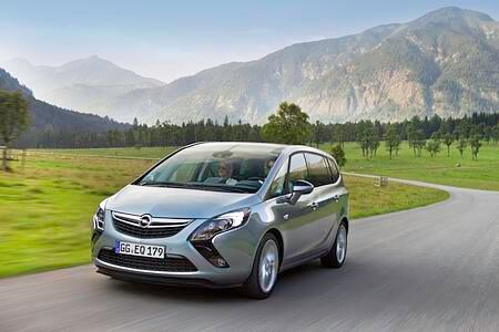 Opel  Zafira Tourer 2.0 Biturbo - Kraft für die Familie (Vorabbericht)