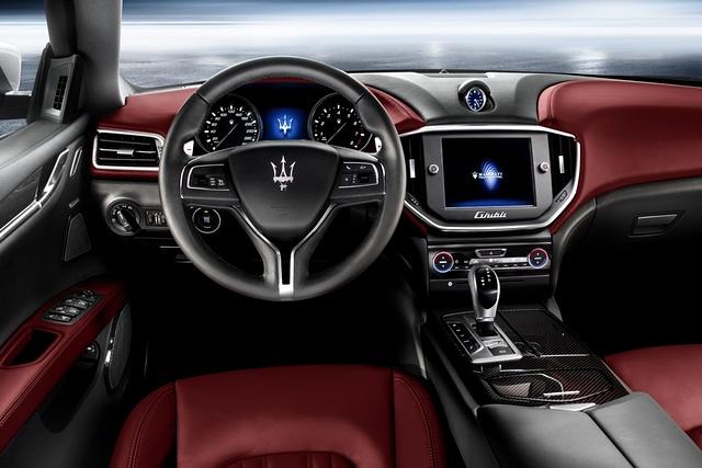 Weltpremiere in Shanghai: der Innenraum des neuen Maserati Ghibli