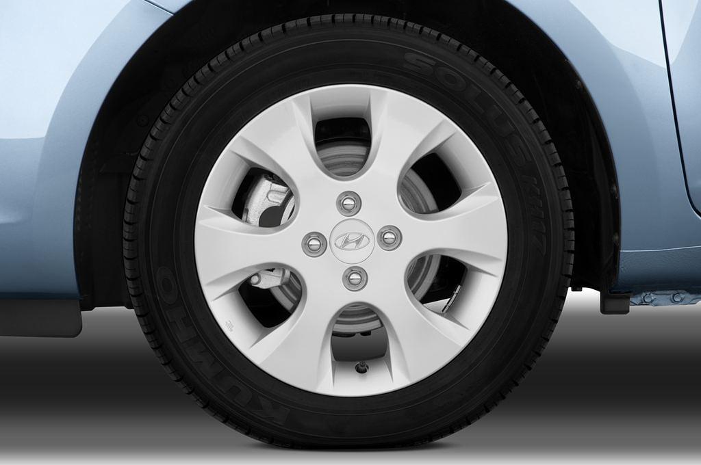 Hyundai I20 (Baujahr 2010) Style 3 Türen Reifen und Felge