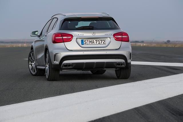 Die Topversion übernimmt den 265 kW/360 PS starken Vierzylinder-Turbomotor aus der AMG-Variante der A-Klasse