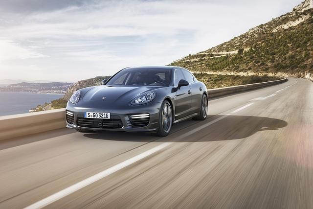 Porsche Panamera Turbo S - Der Druck steigt