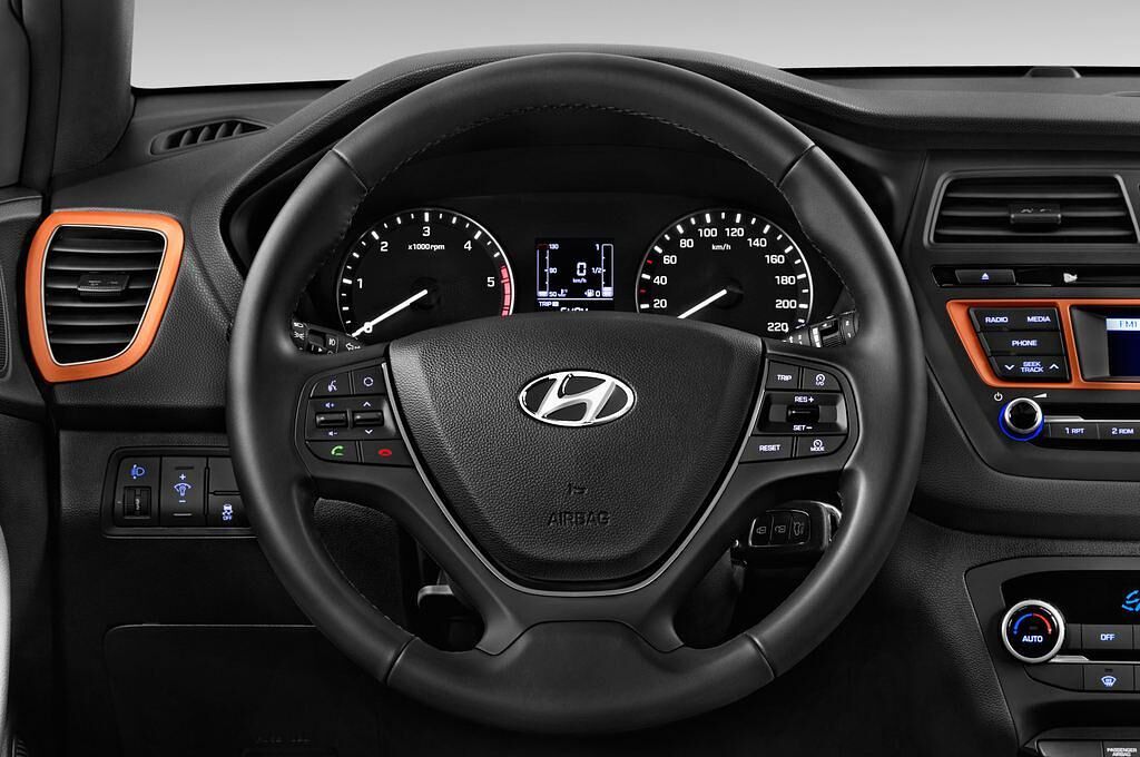 Hyundai I20 (Baujahr 2015) Style 3 Türen Lenkrad