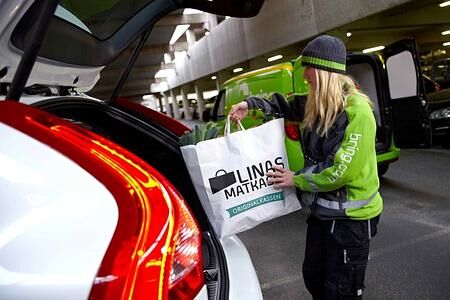 Pilotprojekt mit digitalen Schlüsseln - Der Volvo als Paketstation