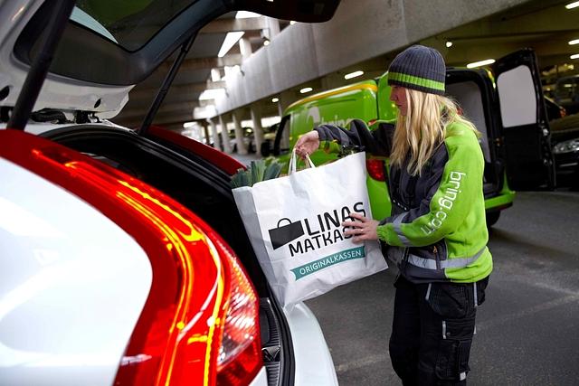 Pilotprojekt mit digitalen Schlüsseln - Der Volvo als Paketstation