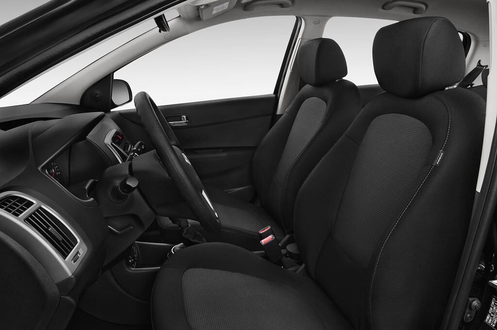 Hyundai I20 (Baujahr 2012) Classic 5 Türen Vordersitze
