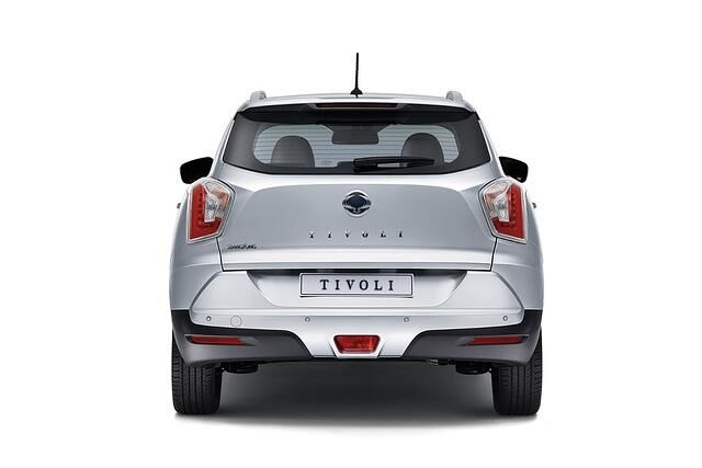 Der Arbeitsplatz des Ssangyong Tivoli ist aufgeräumt, die Materialien wertig