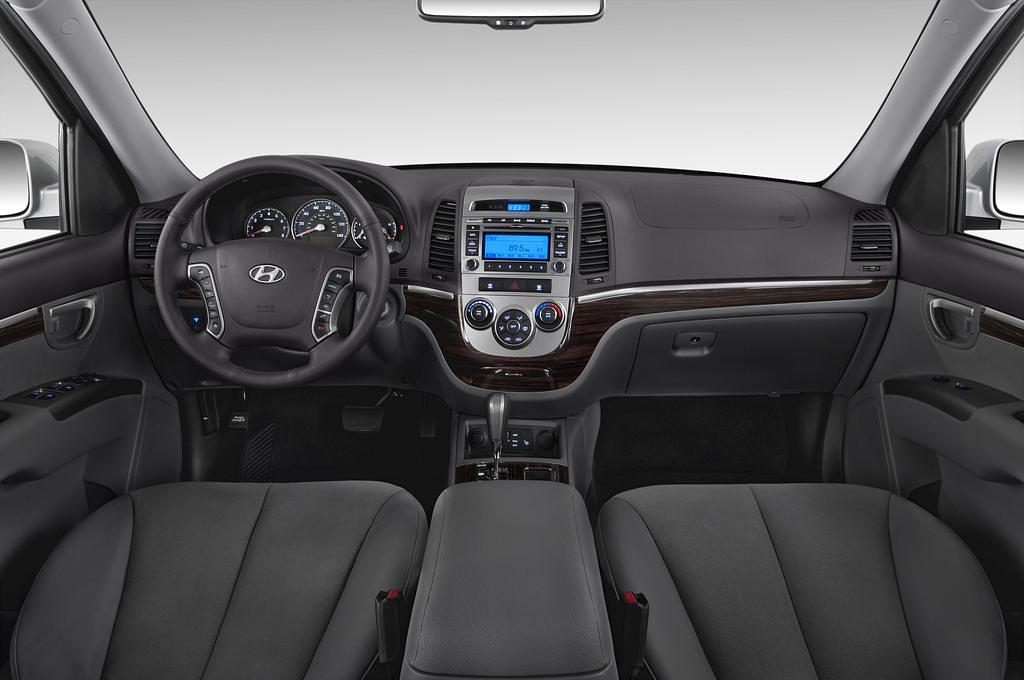 Hyundai Santa Fe (Baujahr 2010) Comfort 5 Türen Cockpit und Innenraum