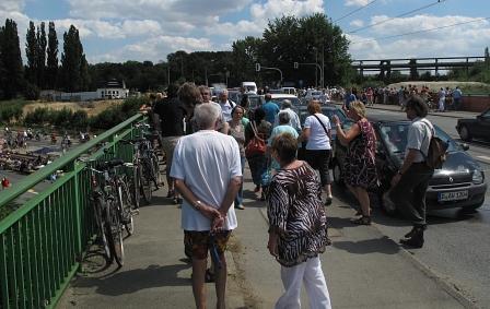 Aktion Still-Leben Autobahn A 40