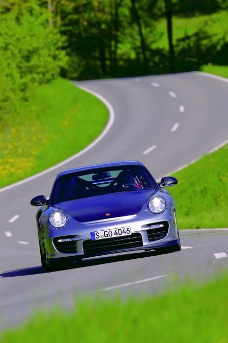 Porsche 911 GT2 RS