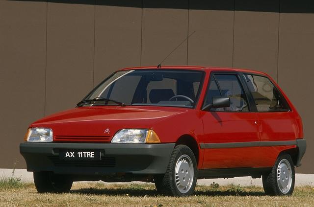 Citroen AX: Ab dem Marktstart in Deutschland im Frühjahr 1987 eroberte der Cityflitzer auch hierzulande vor allem Frauenherzen