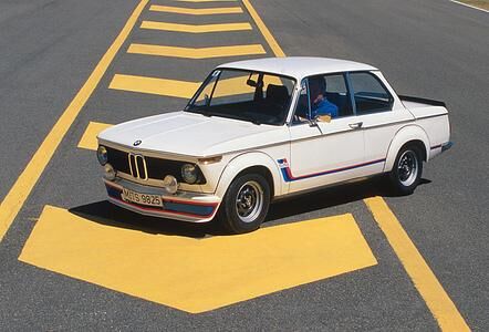 BMW 4er Gran Coupé vs. 2002 Turbo - Turbulenzen der wilden und gemäßigten Art