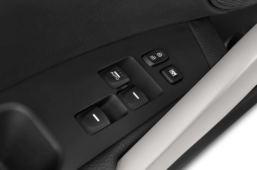 Hyundai Veloster (Baujahr 2015) Premium 3 Türen Bedienungselemente Tür