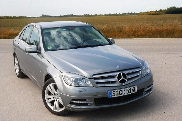 Ab 32.219 Euro zu haben: Der Mercedes C 180 CGI