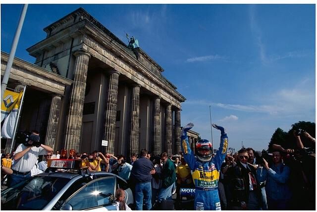 Renault feiert 1994 und 1995 die Formel-1-Titel mit Michael Schumacher