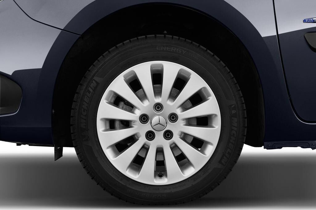 Mercedes Citan (Baujahr 2015) 109 Cdi 66Kw M1 Lang A2 5 Türen Reifen und Felge