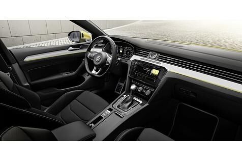 Der Arteon mit dem neuen VW-System mit 9,2 Zoll Bildschirm