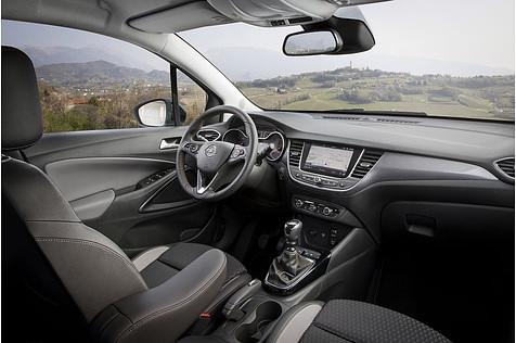 Das Cockpit des neuen Opel Crossland X.