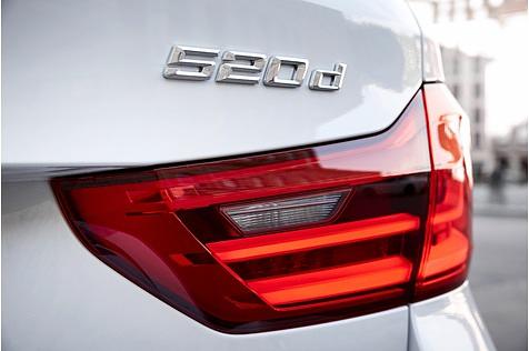 Der BMW 520d Touring kostet mit der Achtgang-Steptronic 49.500 Euro