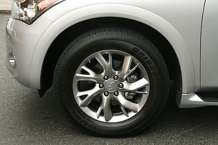 Infiniti QX 56 4WD