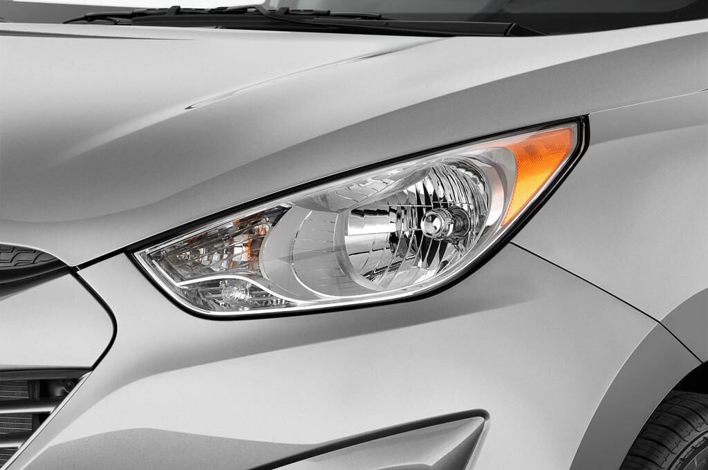 Hyundai iX35 (Baujahr 2010) Premium 5 Türen Scheinwerfer