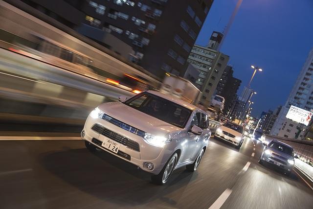Auf Platz 7: Mitsubishi Outlander Plug-in-Hybrid ab 2013