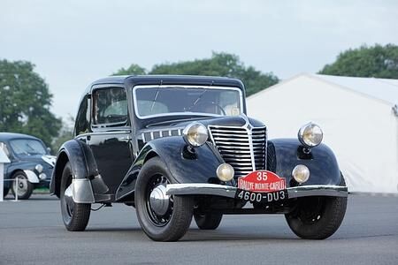 Sportliche Renault-Modelle früher und heute -  Der Fahrspaß zählt