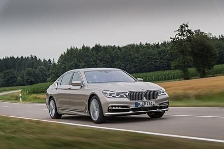 Fahrbericht: BMW 740e iPerformance - Für das grüne Gewissen Fahrbericht: BMW 740e iPerformance - Für das grüne Gewissen
