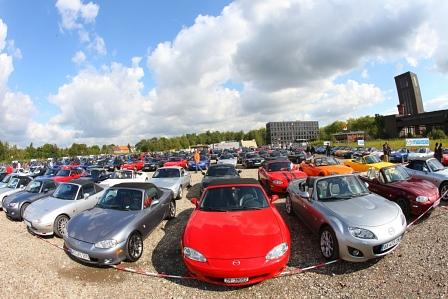 Weltrekord-Korso - Miata-Mania