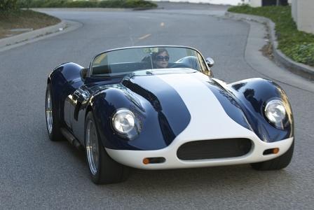 Lucra Cars LC 470