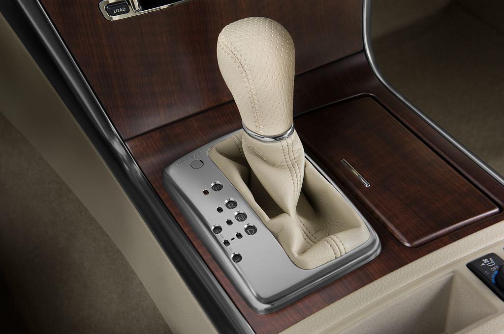 Infiniti M37 (Baujahr 2010) - 4 Türen Schalthebel