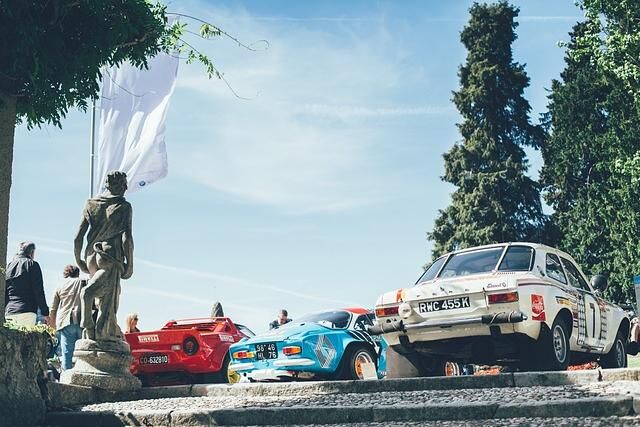 ...bis zum Ford-Rallyefahrzeug – aber sie ist dabei, sich zu verändern