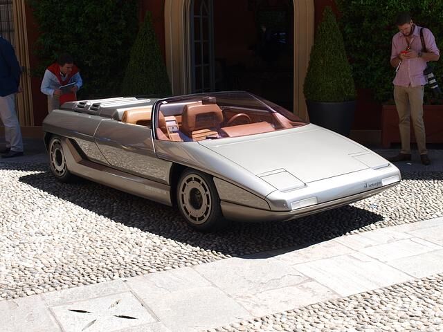Gehört auch zu den futuristischeren Sammlerfahrzeugen: Das Einzelstück Lamborghini Athon