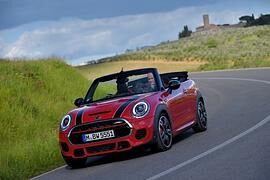 Fahrbericht: Mini John Cooper Works Cabrio - Maximales Kart-Feeling Fahrbericht: Mini John Cooper Works Cabrio - Maximales Kart-Feeling