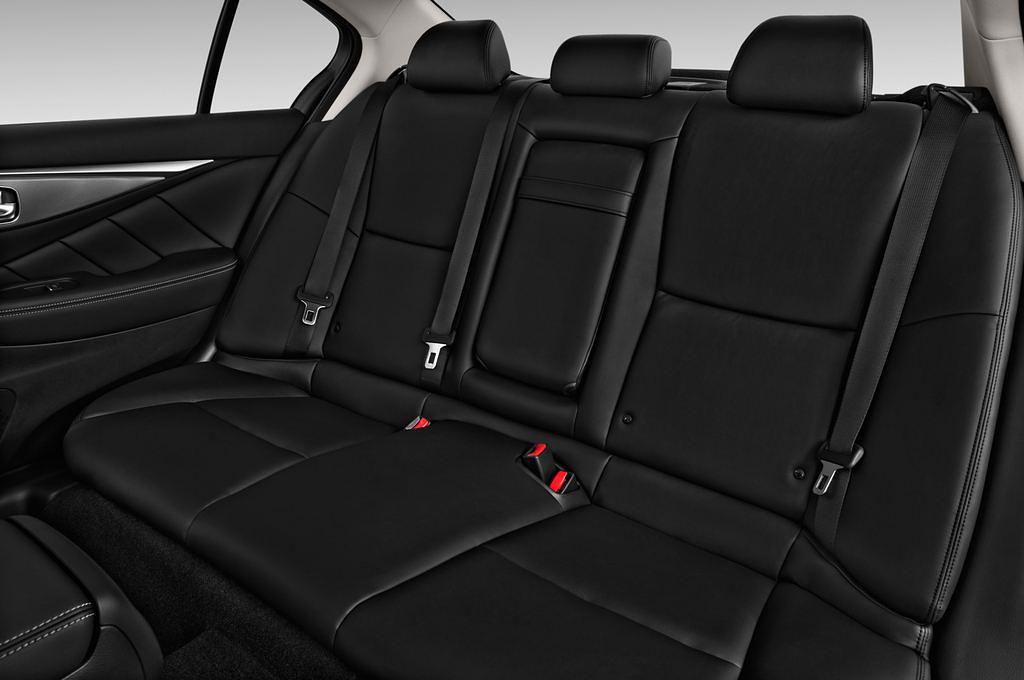 Infiniti Q50 (Baujahr 2014) Pack 1 4 Türen Rücksitze