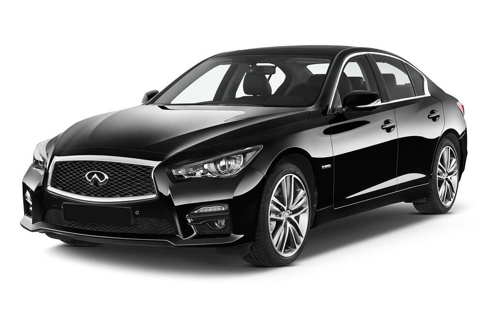 Infiniti Q50 (Baujahr 2015) Sport Hybrid 4 Türen seitlich vorne