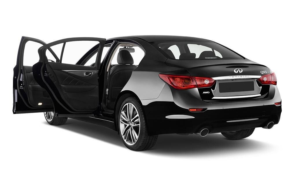 Infiniti Q50 (Baujahr 2015) Sport Hybrid 4 Türen Tür geöffnet