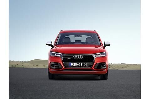 Die Karosserie des Audi SQ5 3.0 TFSI liegt 30 Millimeter tiefer als der normale Audi Q5