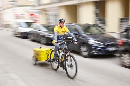 ADAC kommt mit E-Bikes - Pannenhelfer auf dem Fahrrad