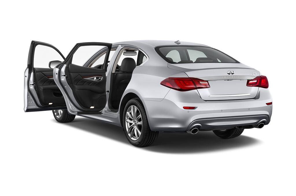 Infiniti Q70 (Baujahr 2015) Sport Tech 4 Türen Tür geöffnet