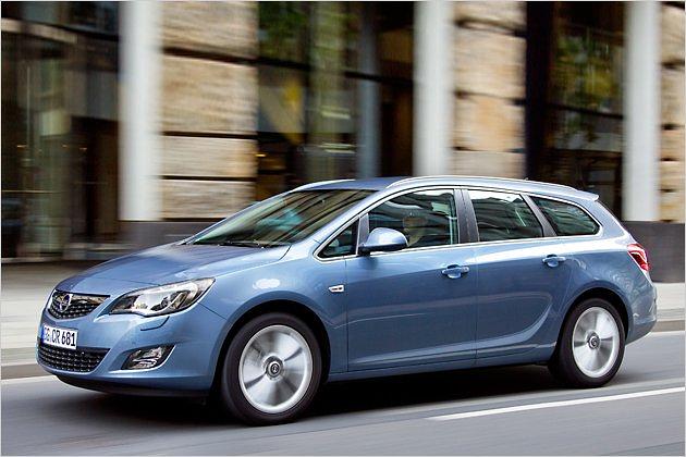 Das Auto heißt nun nicht mehr Astra Caravan sondern Astra Sports Tourer