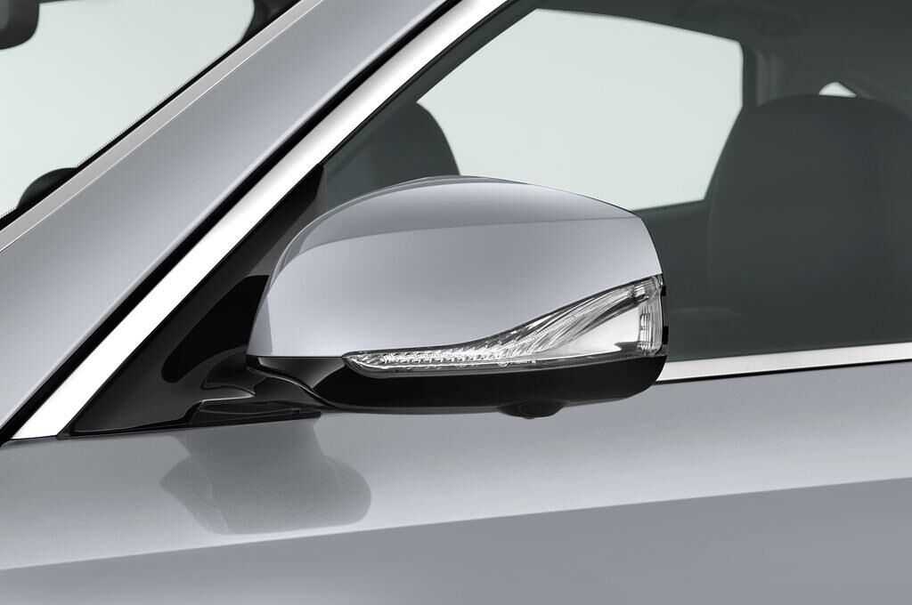 Infiniti Q70 (Baujahr 2015) Sport Tech 4 Türen Außenspiegel